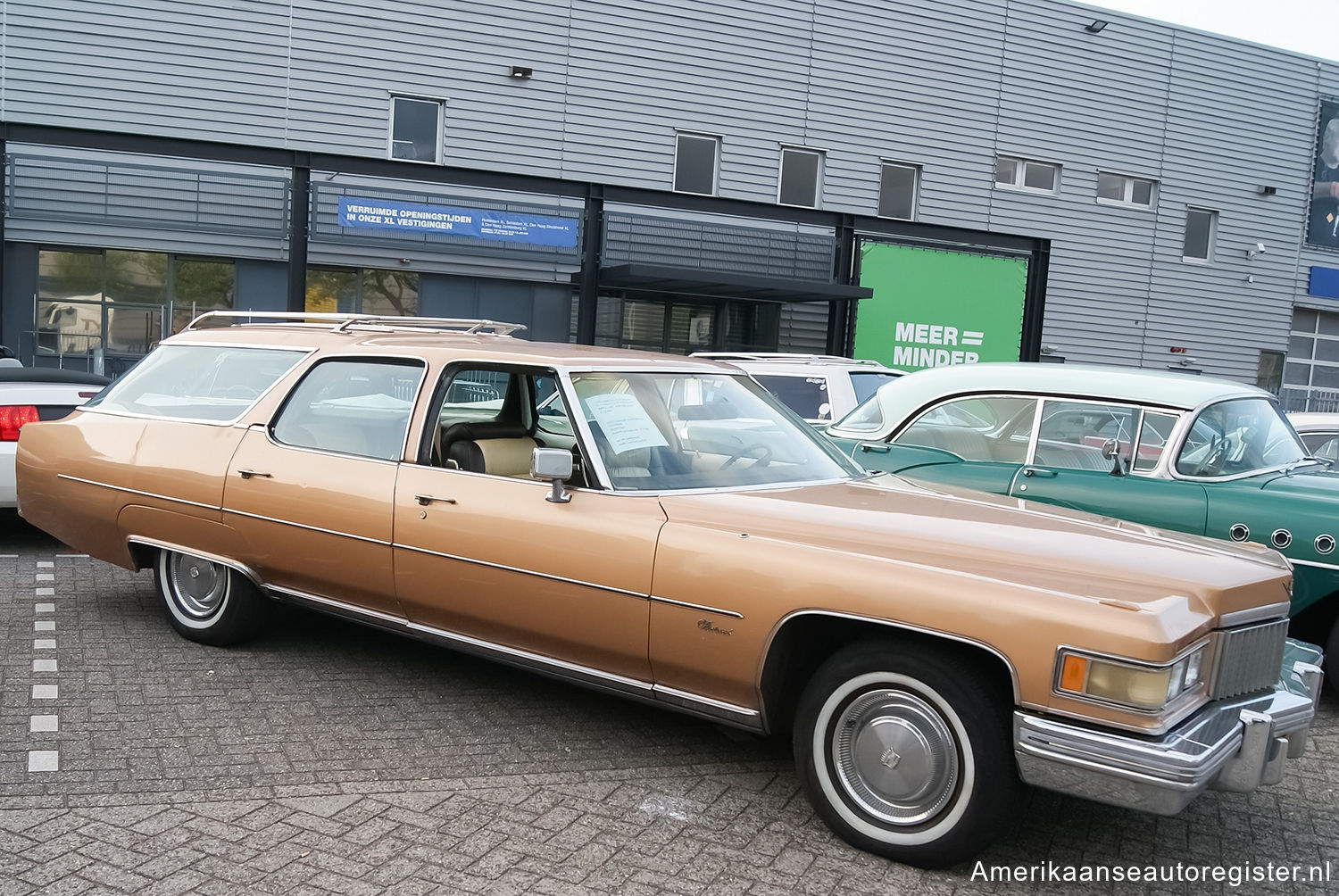 Cadillac Sixty Special uit 1975